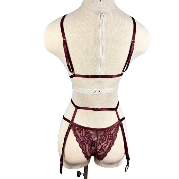 Oh La La Cherri Sexy Burgundy Lace Bralette,Panty & Garter Belt 3 Piece Lingerie - Picture 8 of 13